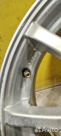 Диск литой R17PCD 5x114.3 ET40 DIA71.6