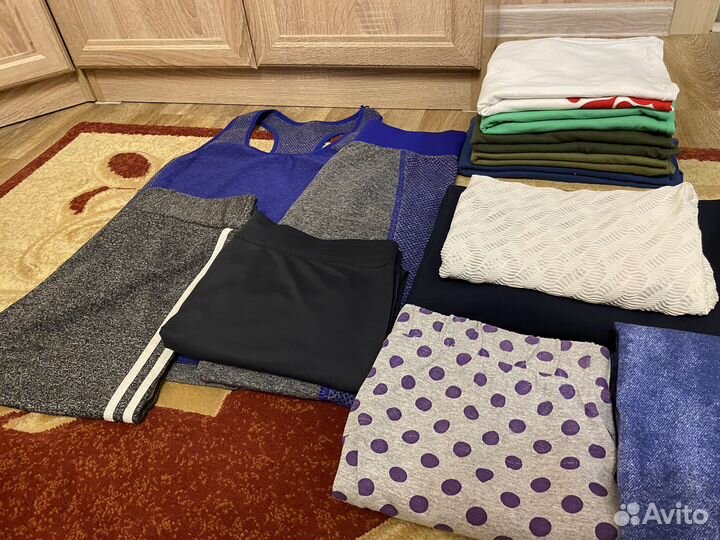 Вещи пакетом на девушку