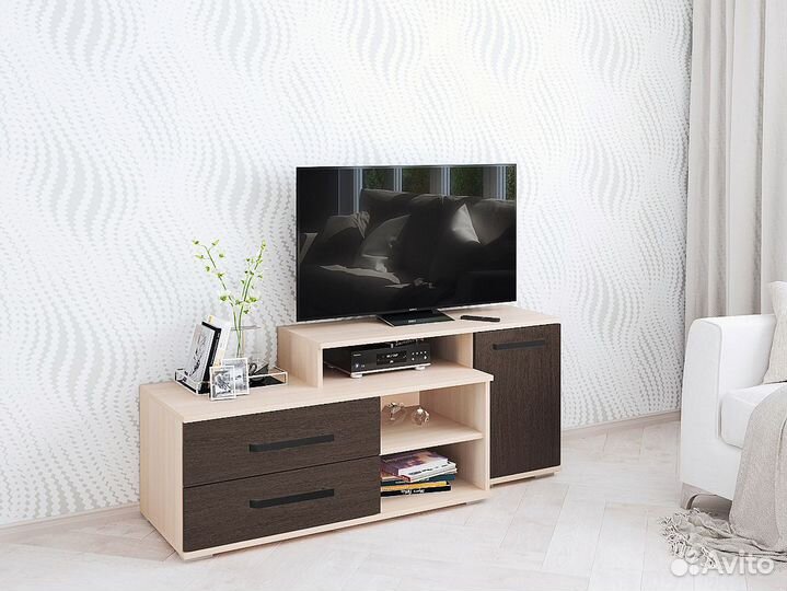 Тумба под телевизор 135 см, разные цвета