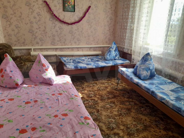 Комната 9 м² в 3-к., 1/1 эт.