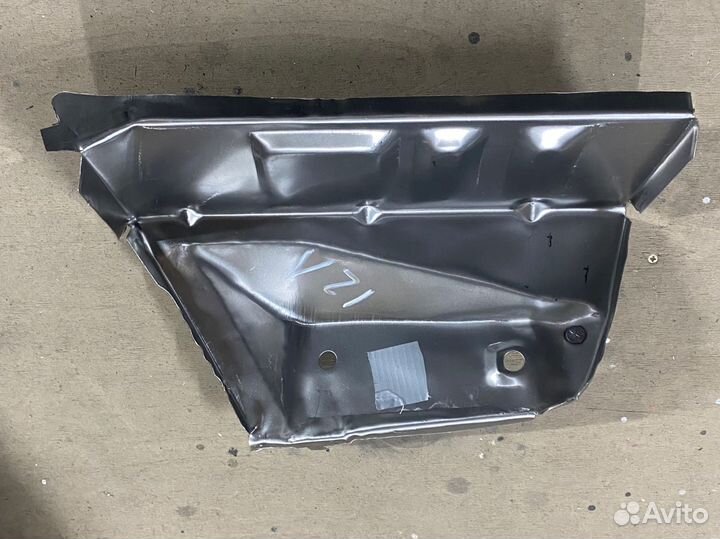 Панель пола задняя левая Ваз 2112, 2172 карман