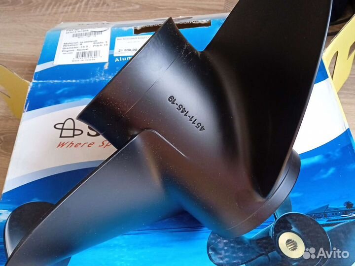 Винт лодочного мотора Сузуки 150-300 л.с 19 шаг