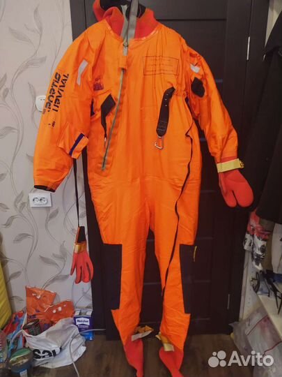 Тэрмокостюм спасательный