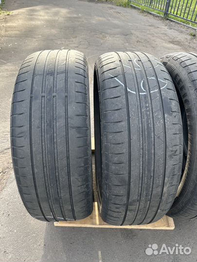 Goodyear EfficientGrip Performance 205/60 R16