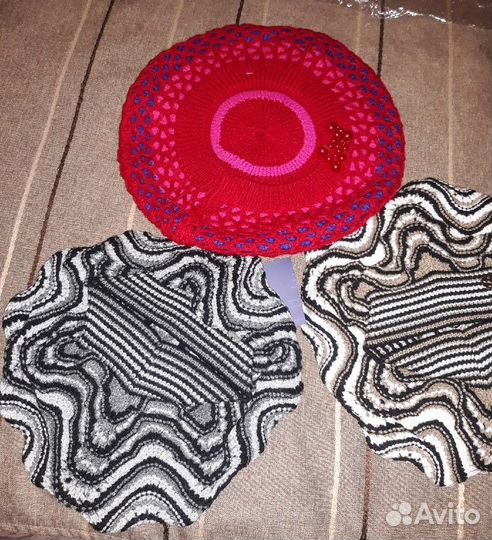 Берет женский новый