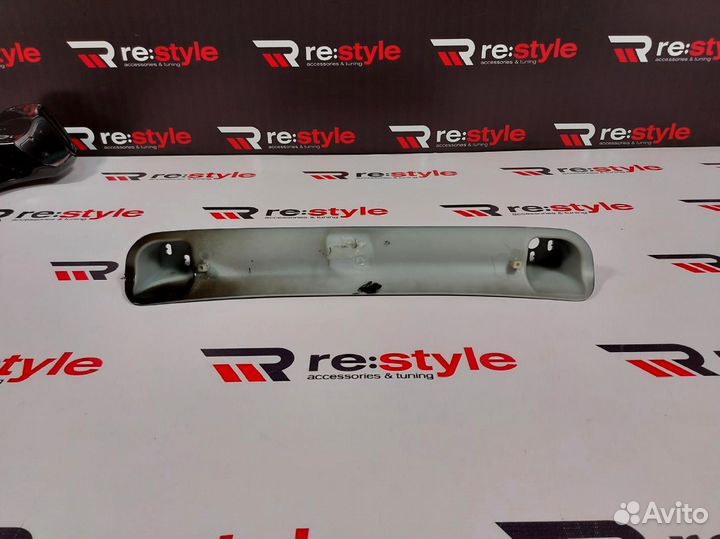 Спойлер Toyota Land Cruiser 100 K1936