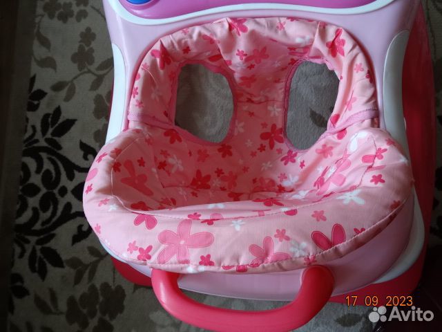 Ходунки каталка для детей с игровой панелью