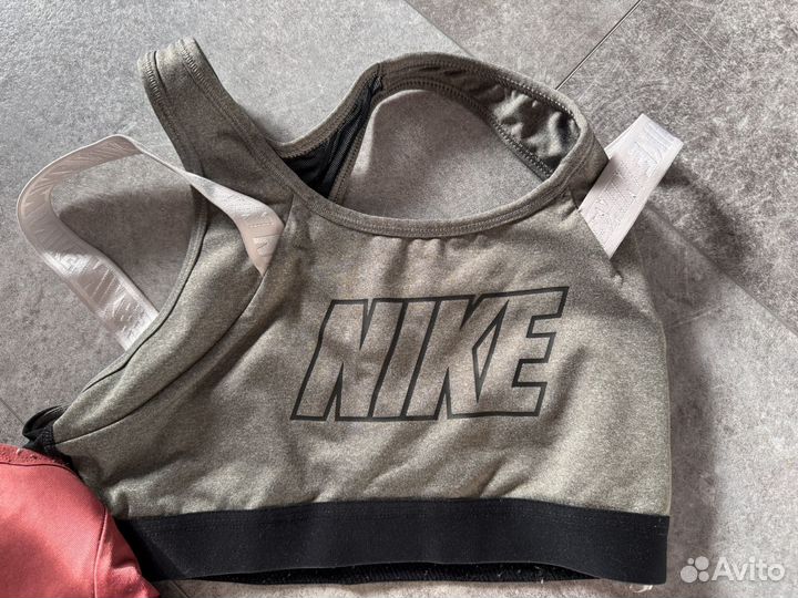 Спортивные топы Nike S