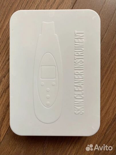 Ультразвуковой аппарат для чистки лица