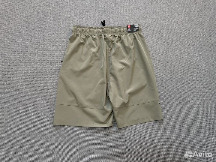 Шорты Under Armour L