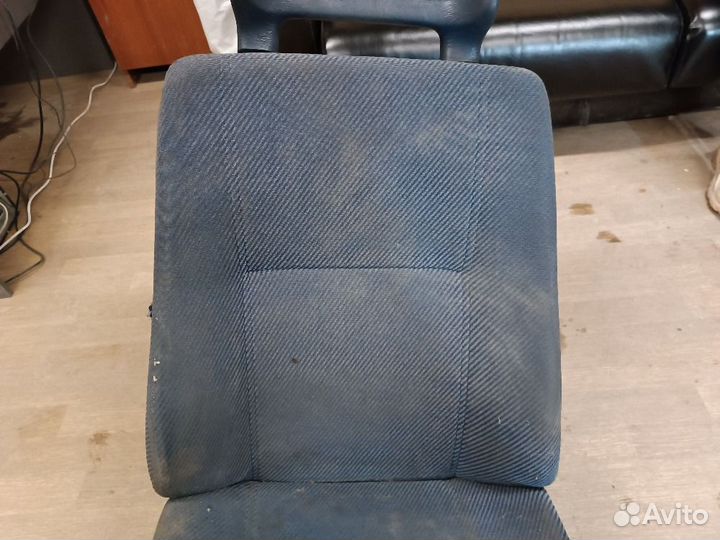 Сиденье переднее правое Volvo 740 (1983-1992)