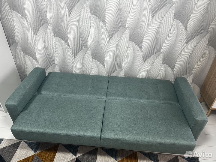 Диван бу Норман Скандика