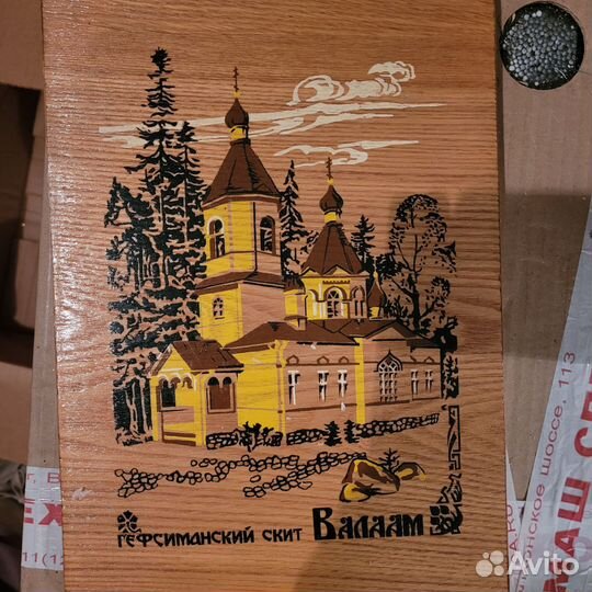 Интерьерная картина на дереве