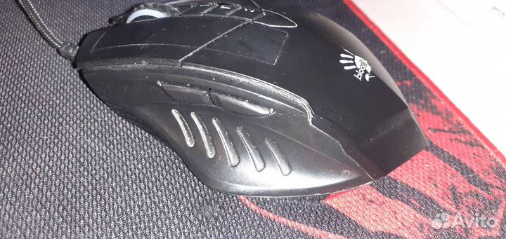 Игровая мышка блади v7 в отличном состоянии