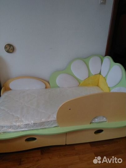 Детская кроватка Ромашка