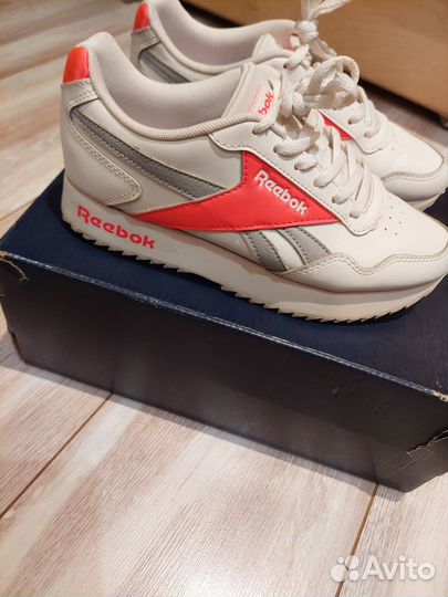 Кроссовки 36