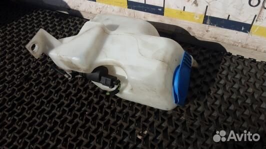 Бачок омывателя volkswagen bora 1 (LBE06NL01)