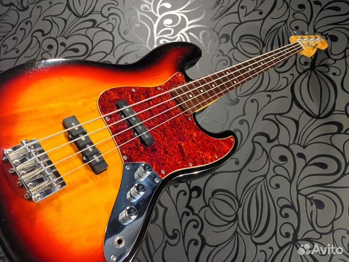 Бас-гитара Alina Pro (обмен/продажа)