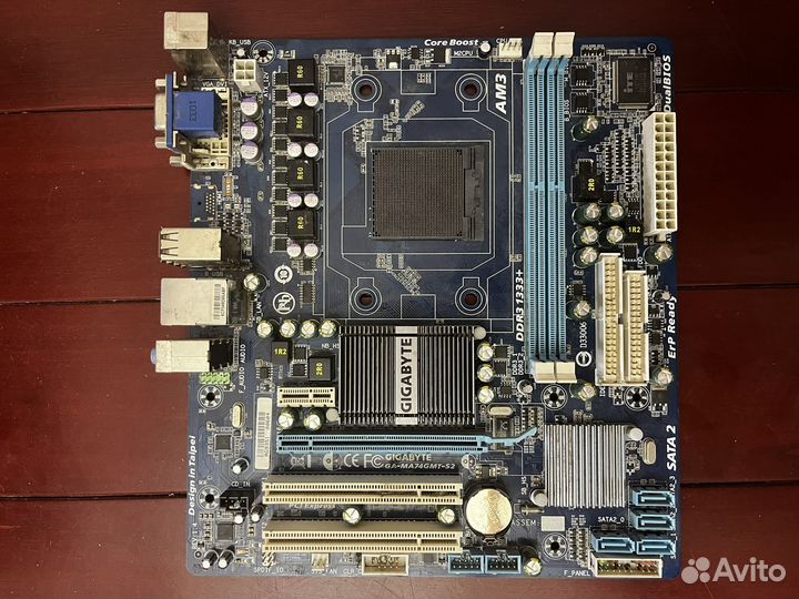 Материнская плата gigabyte