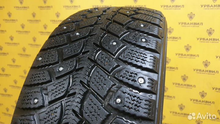 Kumho I'Zen Wis KW19 215/50 R17 91T