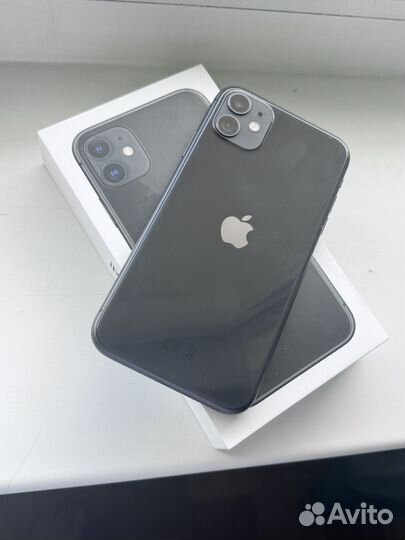 iPhone 11, 64 ГБ