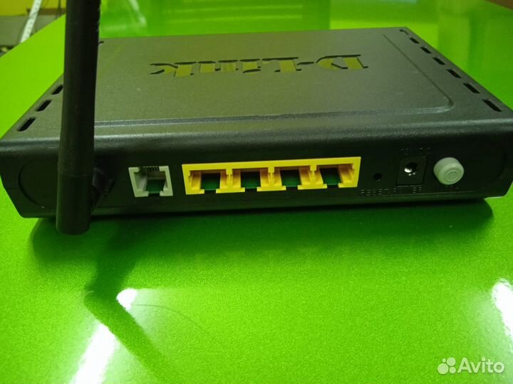 Wi-Fi роутер D-link DSL-2640U