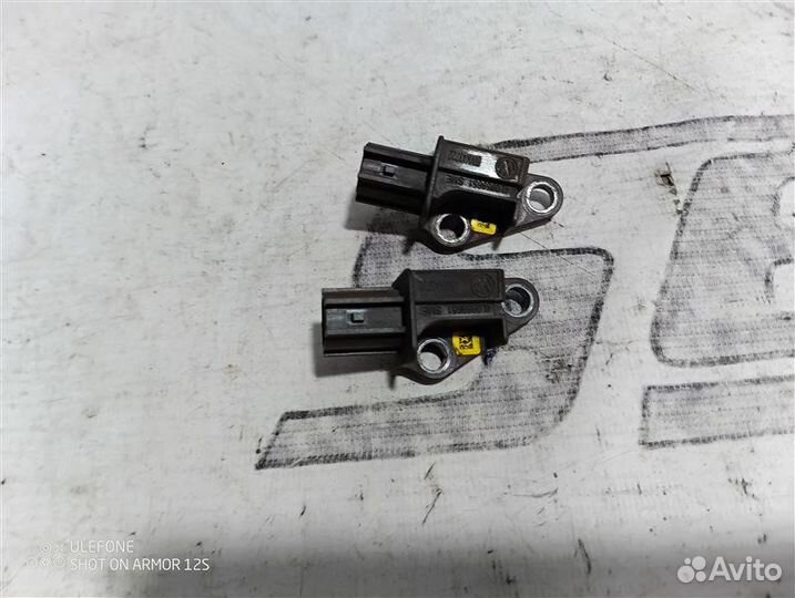 Датчик удара передний Audi Q7 4L 3.0 BUG 2007