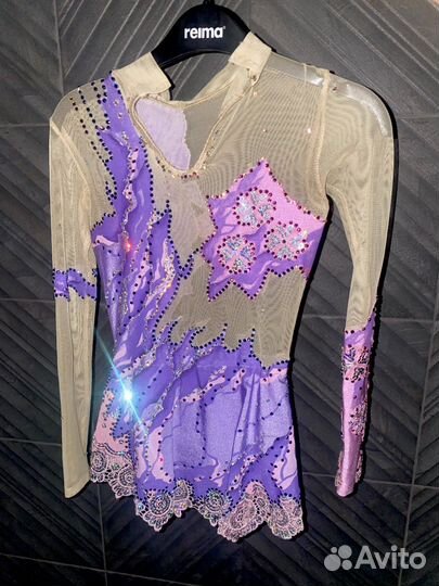 Костюм для гимнастики или фигур.катания+аксессуары