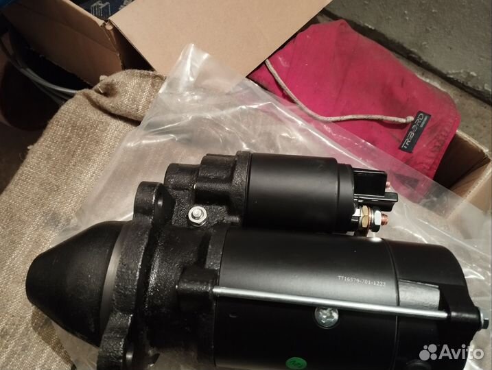 Стартер терекс 890