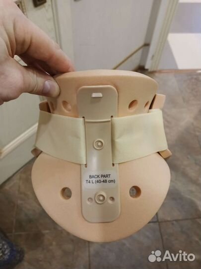 Жёсткий ортез головодержатель Orlett