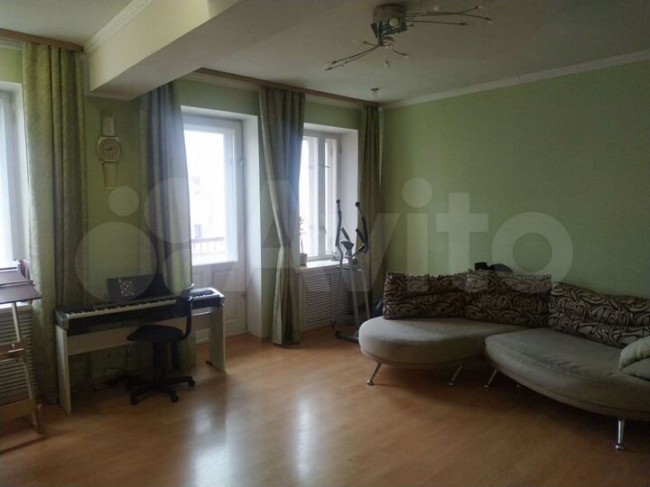 3-к. квартира, 100 м², 3/4 эт.