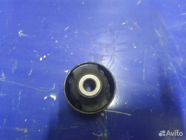 Сайлентблок задний kia Rio 3