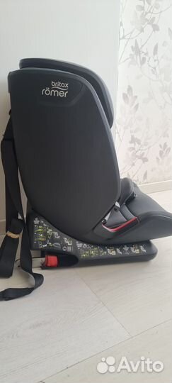 Детское автокресло britax romer advansafix IX M