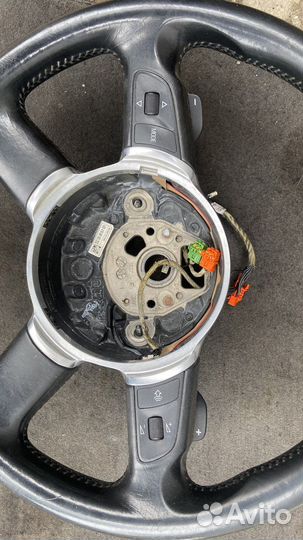 Руль с лепестками Audi A8 D3