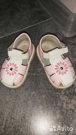 Сандалии для девочки