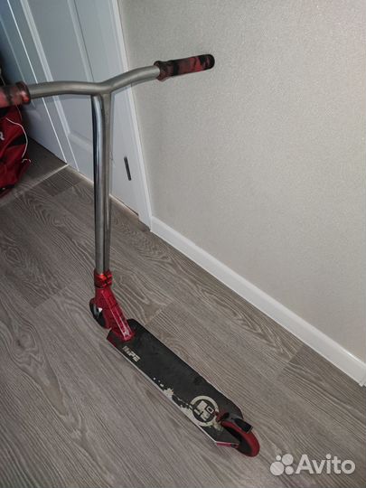 Трюковой самокат hipe S20