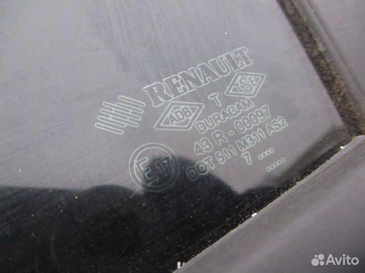 Стекло двери задней левой Renault Megane 2