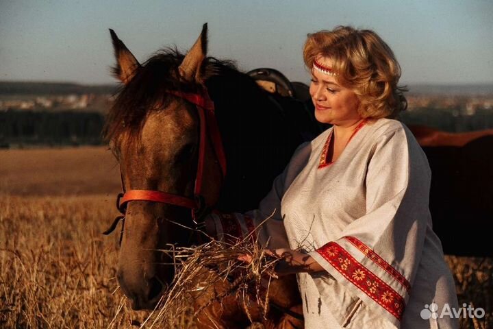 Прокат нарядов и аксессуаров