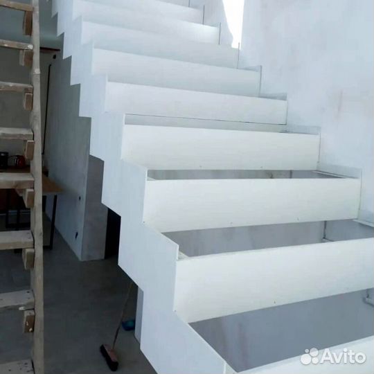 Лестницы прямые под ключ