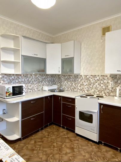 1-к. квартира, 42 м², 10/10 эт.