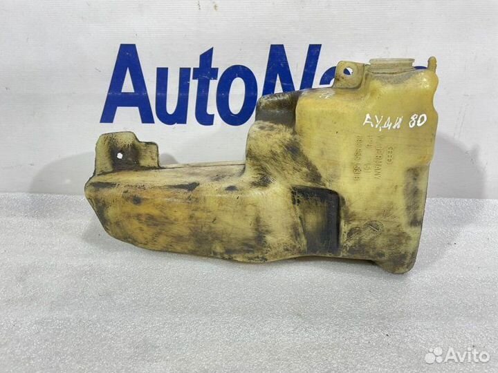 Бачок омывателя Audi 80 B3 1986-1991