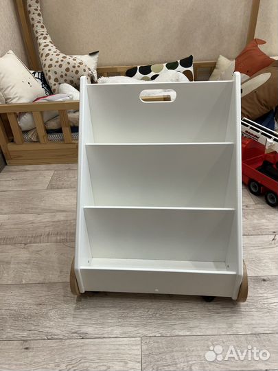 Детская полка для книг