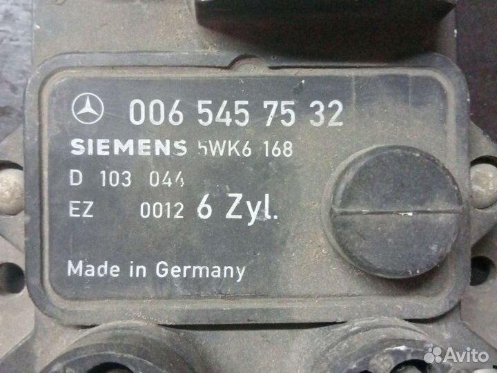 Коммутатор Mercedes-Benz W123 W123 M103