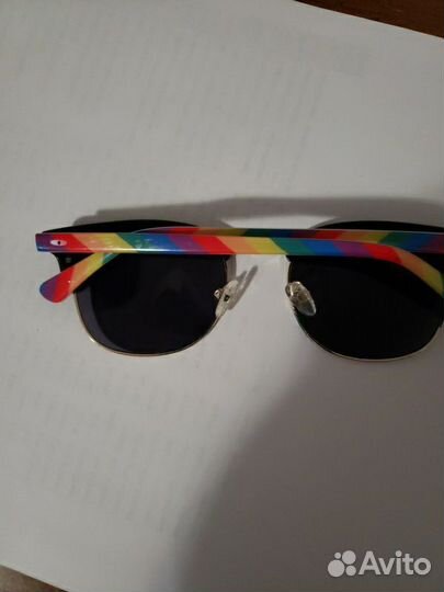 Солнцезащитные очки prada