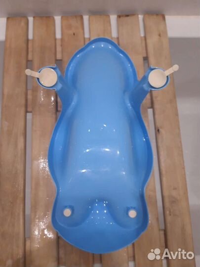 Горка лежак и ванночка для купания