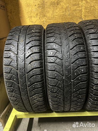 Bridgestone Ice Cruiser 7000 215/60 R16