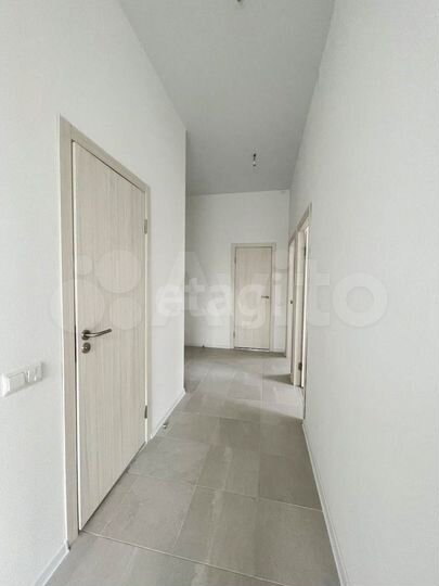 2-к. квартира, 61,7 м², 1/17 эт.