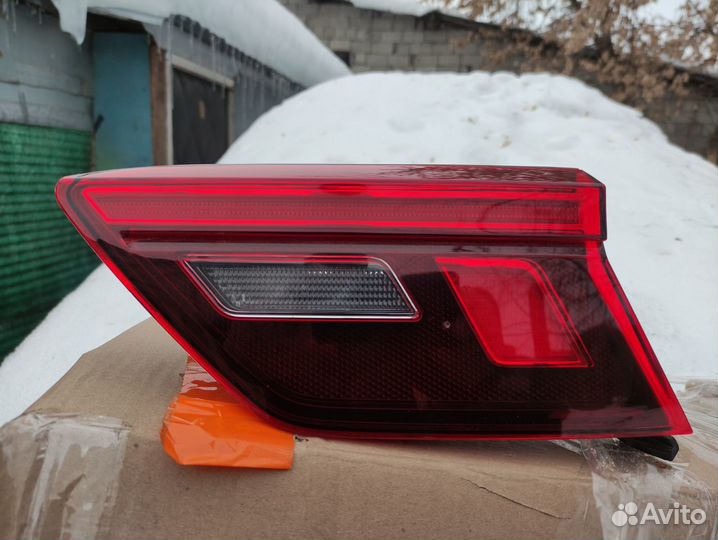 Фонари задние внутренние