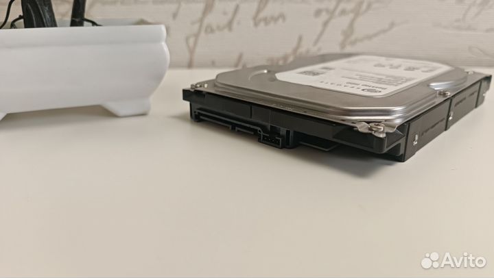 Жесткий диск 1 тб Seagate Barracuba