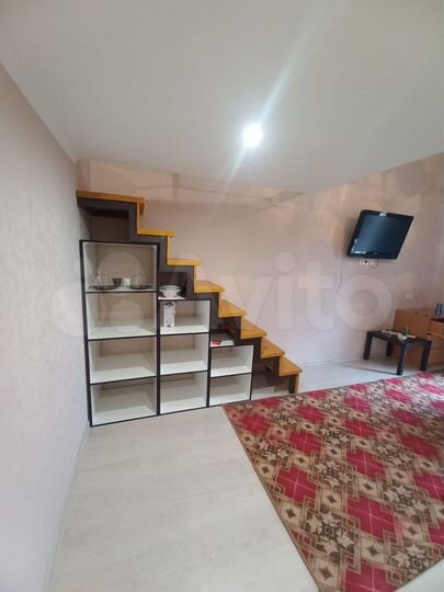 2-к. квартира, 65 м², 9/9 эт.